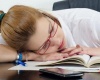 Ожирение девушек-подростков снижает их успеваемость в школе